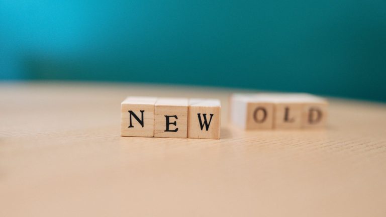 Wordtune vs QuillBot: Which Is Better for Humanizing AI Text?